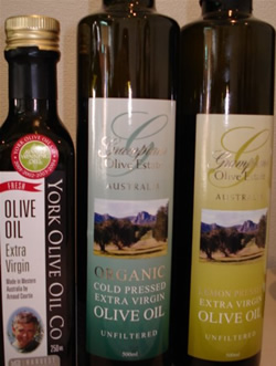 ���C�����{