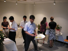 ���C�����{